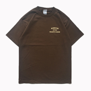 BENCH / SMALL COLLEGE LOGO TEE (COFFEE)