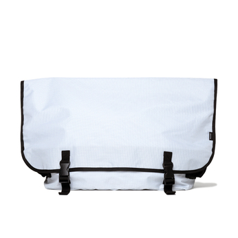 ＰＡＣＫＩＮＧ　／　ＴＲＡＩＬ　ＭＥＳＳＥＮＧＥＲ　ＢＡＧ　（Ｗｈｉｔｅ）