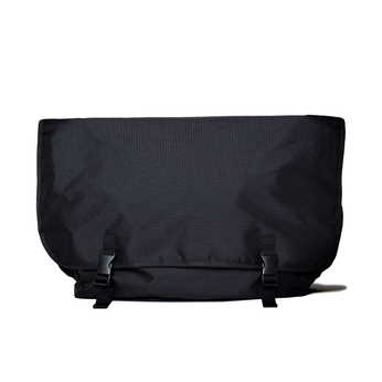 ＰＡＣＫＩＮＧ　／　ＴＲＡＩＬ　ＭＥＳＳＥＮＧＥＲ　ＢＡＧ　（Ｂｌａｃｋ）