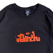 ＢＥＮＣＨ　／　ＳＦＩＫＴ　ＬＯＧＯ　ＬＳ　Ｔｅｅ　（Ｂｌａｃｋ）