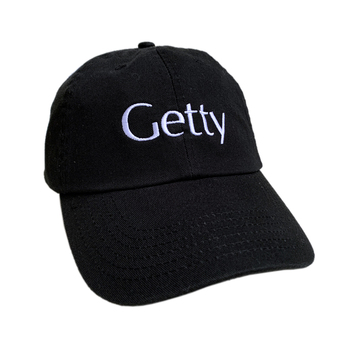 Ｇｅｔｔｙ　Ｃｅｎｔｅｒ　Ｍｕｓｅｕｍ　／　Ｌｏｇｏ　Ｃａｐ　（Ｂｌａｃｋ×Ｗｈｉｔｅ）